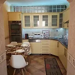 Edenkert Apartmanhaz 公寓 *