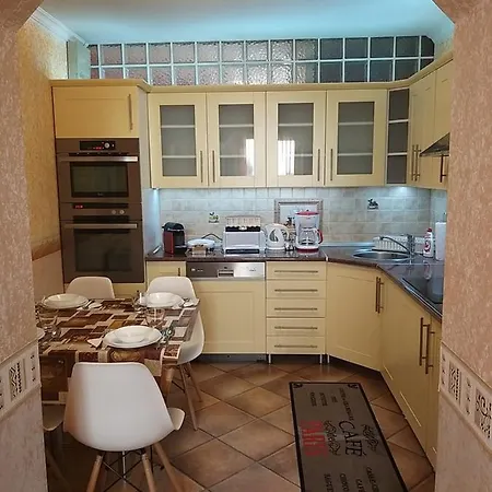 Edenkert Apartmanhaz Apartment *