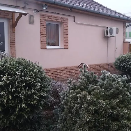 דירה Edenkert Apartmanhaz