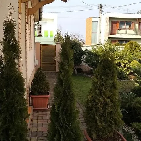 Edenkert Apartmanhaz