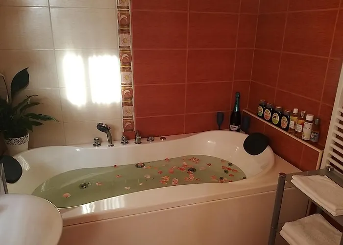 Edenkert Apartmanhaz דירה *