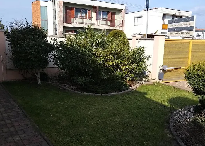 דירה Edenkert Apartmanhaz קישווארדה